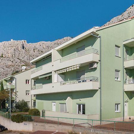 Nice Apartment In Omis With House Sea View Buitenkant foto